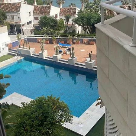 100% Vista Al Mar Y Piscina Marbella Apartment Exterior photo