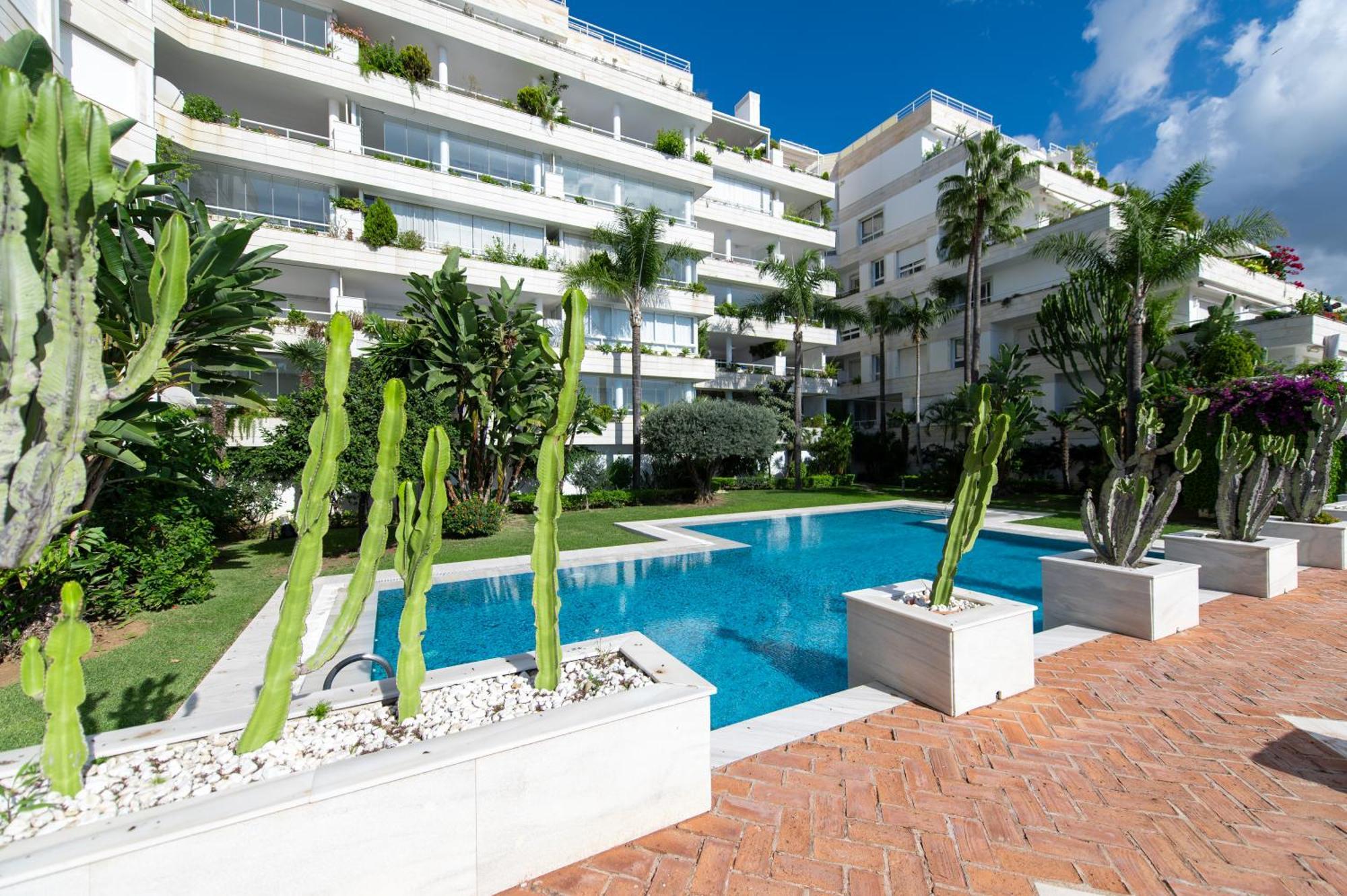 Apartment 100% Vista Al Mar Y Piscina Marbella